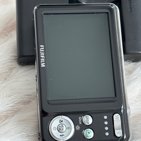 [Near Mint] Fujifilm FinePix J30 12.2MP Black Compact Digital Camera - Picture 7 of 7